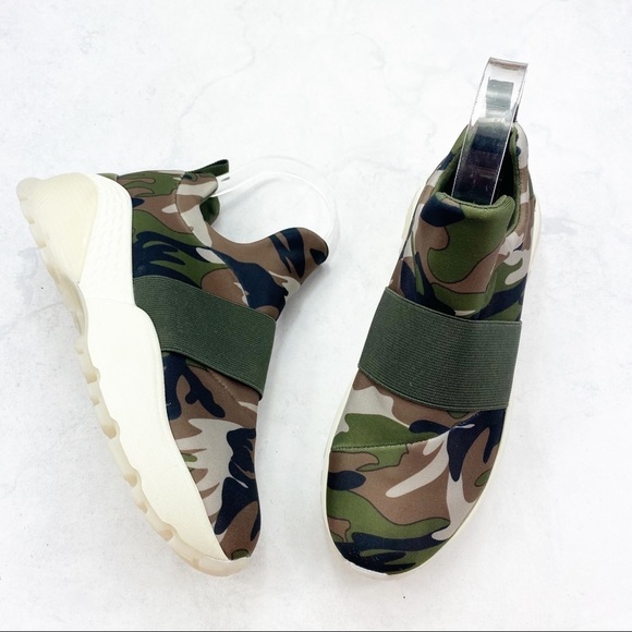 [J Slides] Green Camo Manic Sneaker - Picture 4 of 7
